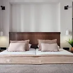 Letsos